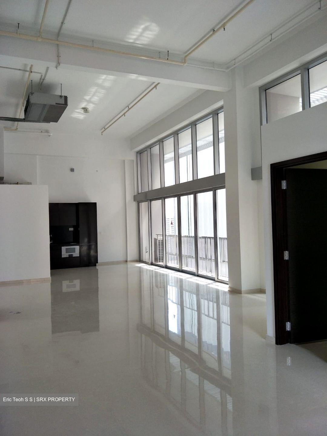 Eon Shenton (D2), Office #400943871